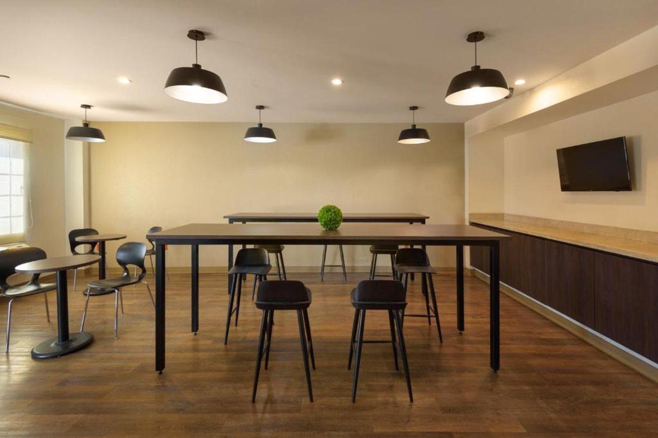 Extended Suites Queretaro Juriquilla Jurica Extérieur photo